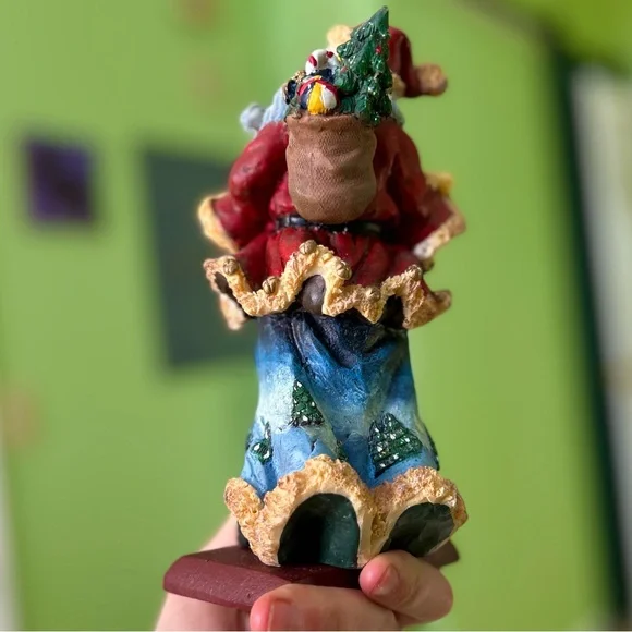 Vintage 3D Textured Christmas Rustic Santa Fireplace Decor Hanging Stocking Hook - Picture 6 of 12